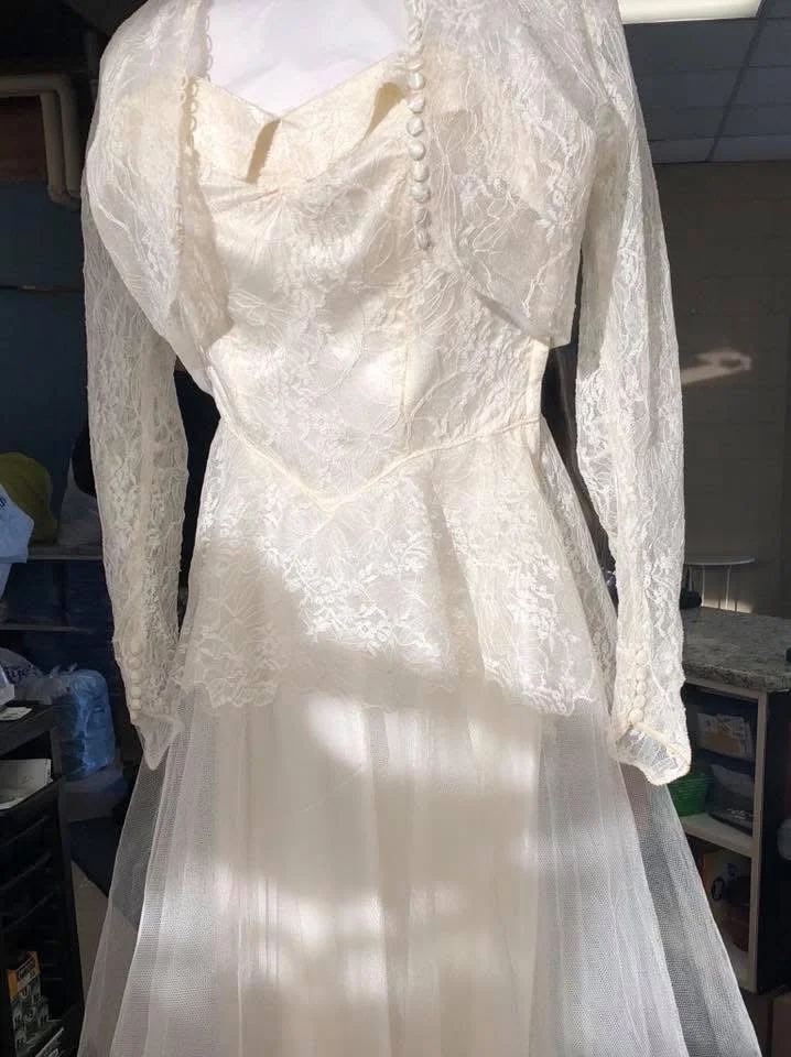 Long-sleeve lace gown, after cleaning